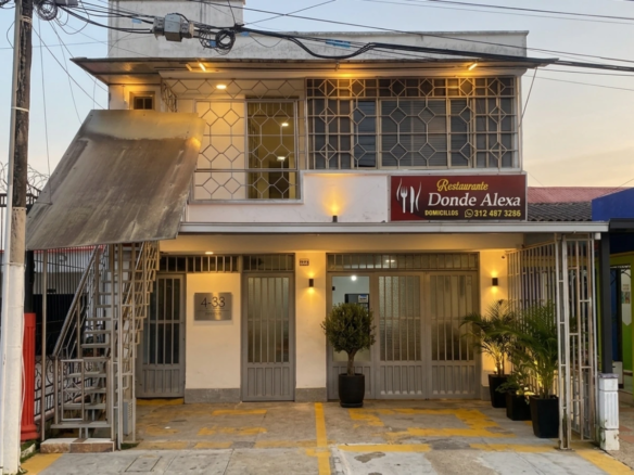 casa de dos pisos en venta en Juan 23 Florencia Caqueta