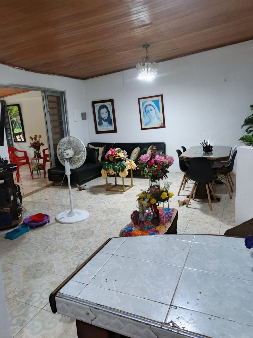 Casa en Venta en Familia Nazareth, Florencia | 5 Habitaciones | $250 Millones