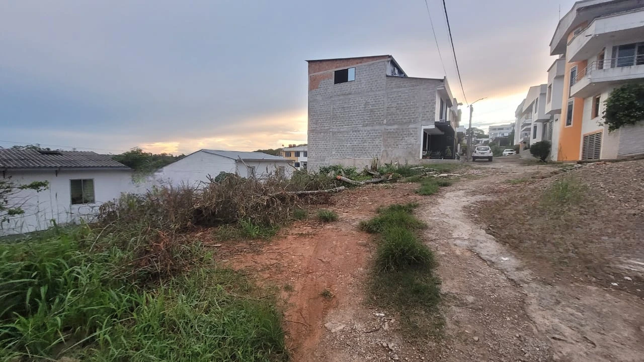 Lote en venta Florencia, Parque de la Amazonía.